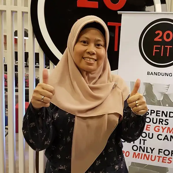 Resmiani Hafiz (Ande)